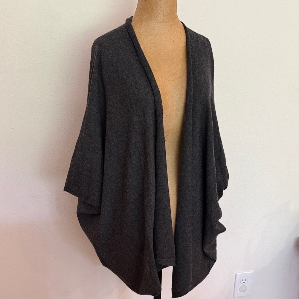 Kinross Cashmere OS  Elegant Charcoal Black Soft Cashmere cardigan open Sweater